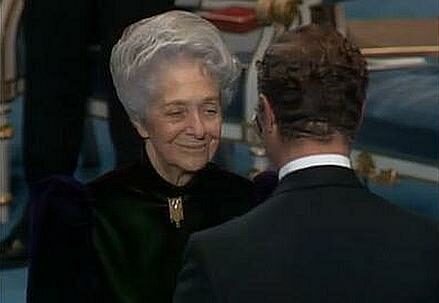 Bergamaschini_01_Levi-Montalcini_439x302_ok