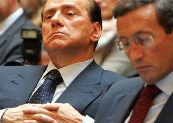 BerlusconiFiniDistacco_R375