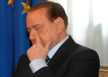 Berlusconi_PensaR375