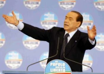 Berlusconi_Podio_BracciaR400