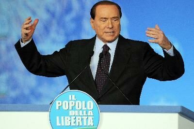 Berlusconi_Podio_PdlR400