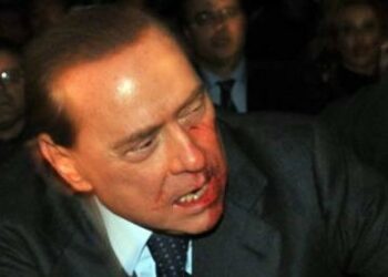 Berlusconi_SanguinanteR375