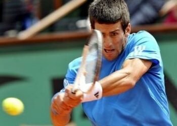 Djokovic_R375_29mag09_phixr