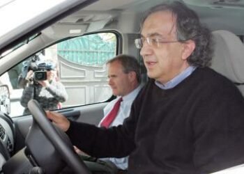 Fiat_Marchionne_GuidaR375