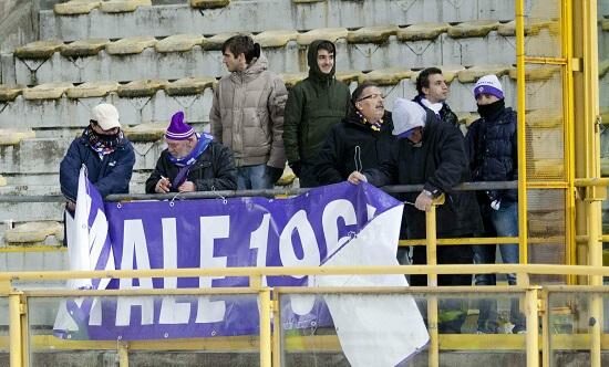 Fiorentina_tifosi_Bologna