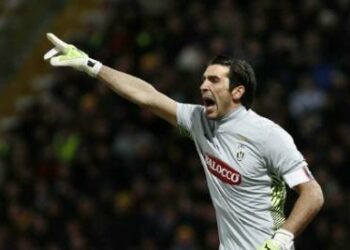 GigiBuffon_R400-1