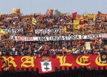 Lecce_curva