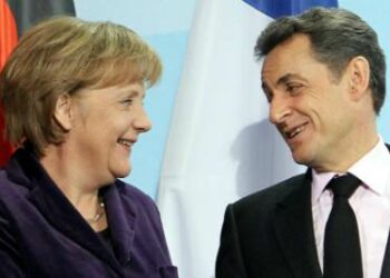 Merkel_Sarkozy_SguardoR400