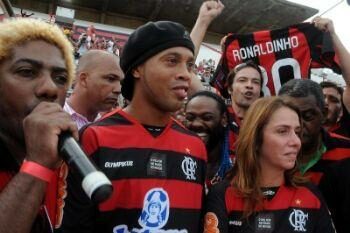 RONALDINHO_flamengo_R400_2feb11