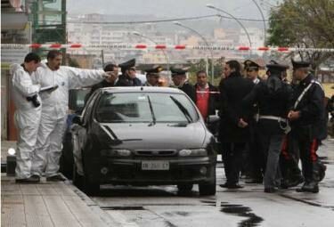 Reggio_Calabria_Auto_Esplosivo_NapolitanoR375