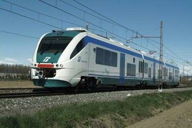 TRENITALIA_R375