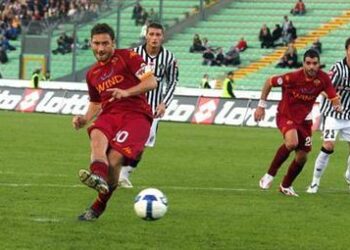 Totti_rigore_R375_26ott08