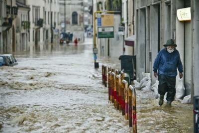 Veneto_Alluvione_Vicenza_StradaR400