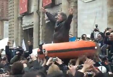 beppe-grillo-canottoR375