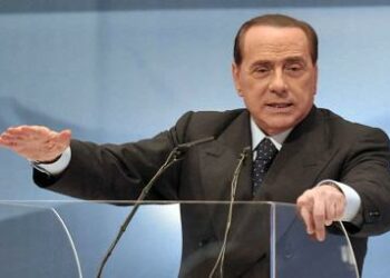 berlusconi_discorsoR375