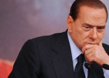 berlusconi_preoccupato1R375