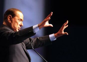 berlusconi_santoneR375