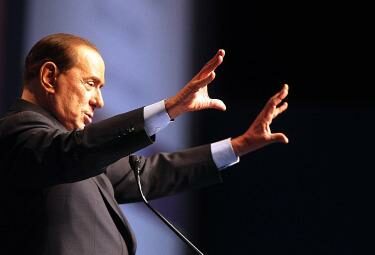 berlusconi_santoneR375