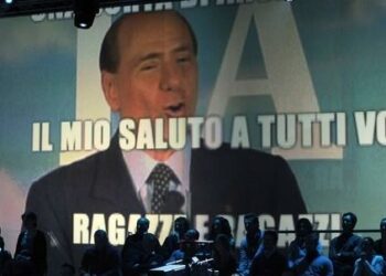 berlusconi_tv_salutoR400