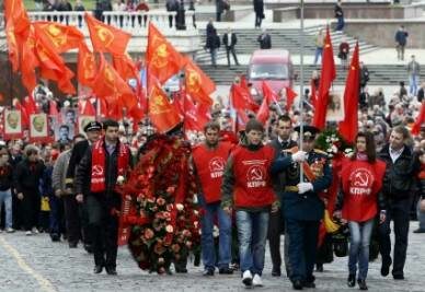 comunismo_russia_manifestazioneR400