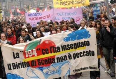 famiglia_aborto_manifestazioneR400