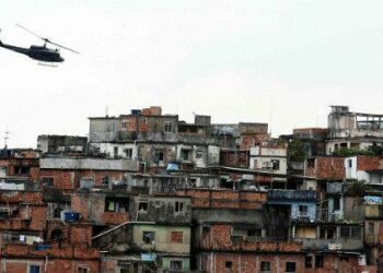 favelas_R439