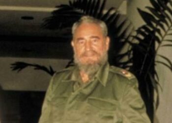 fidel_castro_R400