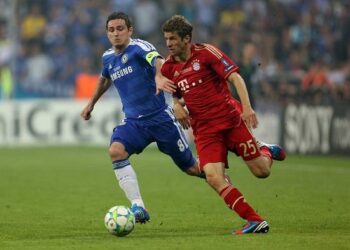 lampard_muller_chelsea_bayernR400