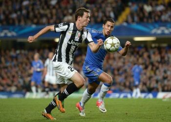 lichtsteiner_hazard_chelsea_juventusR400