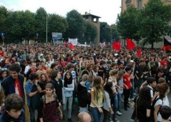 manifestazionestudenti_R400