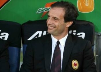 milan_allegri_sorriso_R400