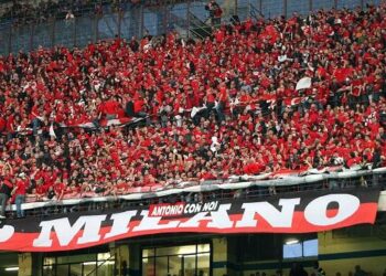 milan_curva_derbyR400