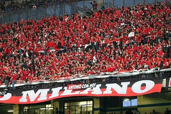 milan_curva_derbyR400