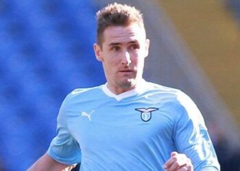 miroslav_klose_lazio_busto_r400