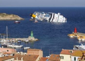 nave-costa-concordia-r400