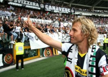 nedved_addio_R375x255_31mag09