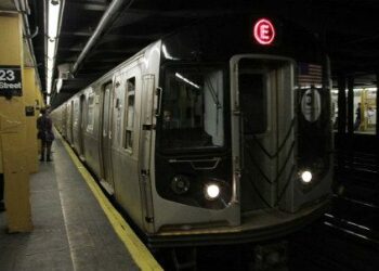 newyork_underground_R439