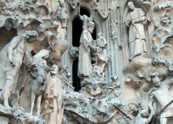 sagradafamilia_particolareR400