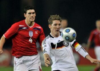 schweinsteiger_germania_R375x255_04dic08