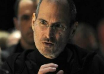 stevejobs_apple_ppianoR400