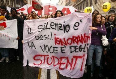 studenti_manifestazioneR375