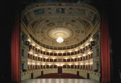 teatro_pergolesi_r400