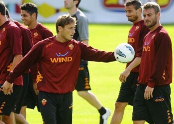 totti_de_rossi_allenamento_romaR400