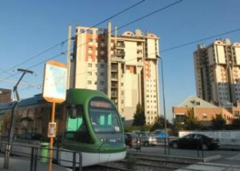 tram_lorenteggio_R400