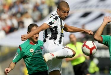 trezeguet_azione_R375x255_27set09