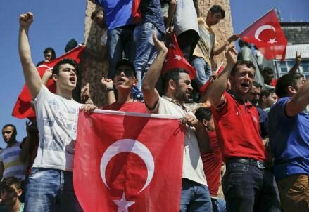 turchia_manifestazione_colpeR439