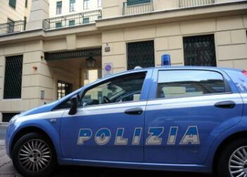 volante_polizia_R400_4ott10