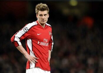 bendtner_arsenalR400