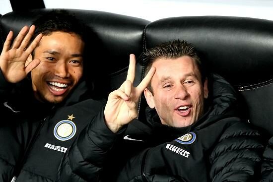 nagatomo_cassano_panchina