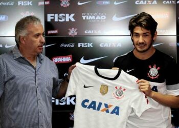 pato_corinthians_maglia